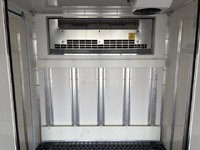 いすゞエルフ冷凍車（冷蔵車）小型（2t・3t）[写真18]