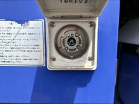 いすゞエルフ冷凍車（冷蔵車）小型（2t・3t）[写真19]