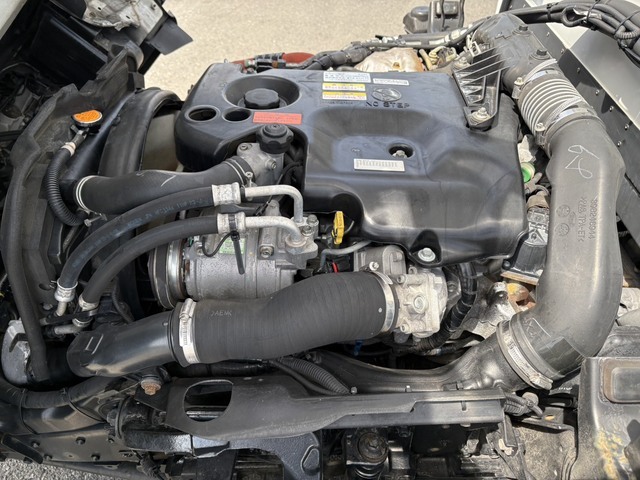 いすゞエルフ冷凍車（冷蔵車）小型（2t・3t）[写真23]