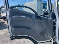 いすゞエルフアルミバン小型（2t・3t）[写真29]