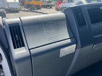 いすゞエルフアルミバン小型（2t・3t）[写真36]