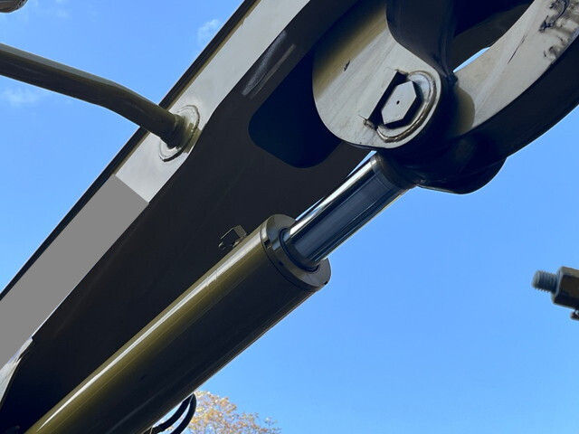 いすゞエルフコンクリートポンプ車小型（2t・3t）[写真10]