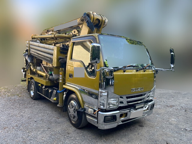 いすゞエルフコンクリートポンプ車小型（2t・3t）[写真03]