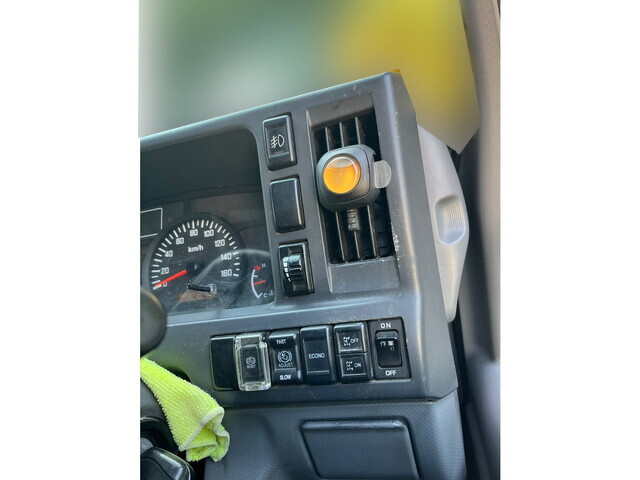 いすゞエルフコンクリートポンプ車小型（2t・3t）[写真37]