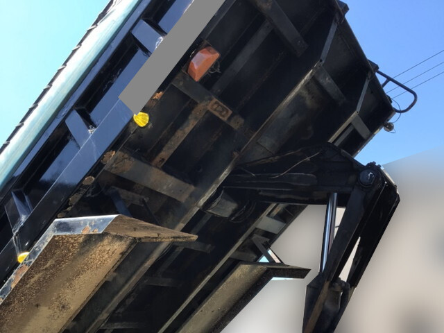 日野プロフィアダンプ大型（10t）[写真11]