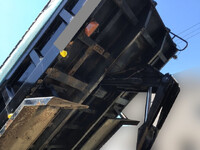 日野プロフィアダンプ大型（10t）[写真12]