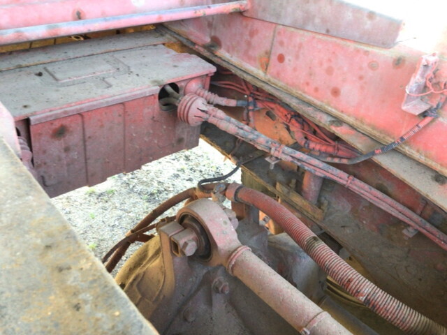 日野プロフィアダンプ大型（10t）[写真13]