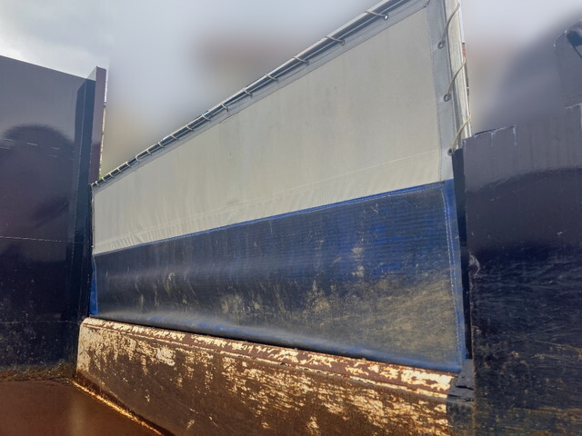 日野レンジャー深ダンプ（土砂禁ダンプ）中型（4t）[写真13]