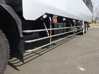 いすゞフォワード家畜運搬車増トン（6t・8t）[写真16]