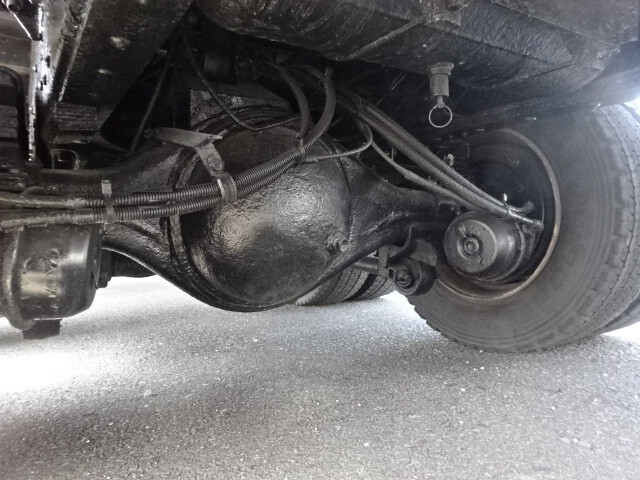 いすゞフォワード家畜運搬車増トン（6t・8t）[写真20]