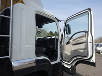 いすゞフォワード家畜運搬車増トン（6t・8t）[写真30]