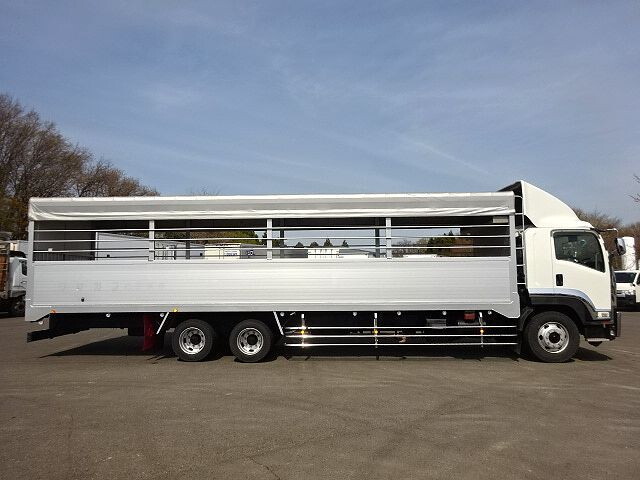 いすゞフォワード家畜運搬車増トン（6t・8t）[写真07]