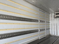 いすゞフォワード冷凍車（冷蔵車）中型（4t）[写真14]