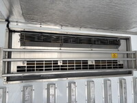 いすゞフォワード冷凍車（冷蔵車）中型（4t）[写真17]