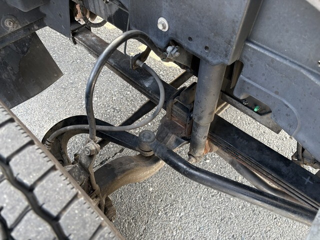 いすゞフォワード冷凍車（冷蔵車）中型（4t）[写真22]