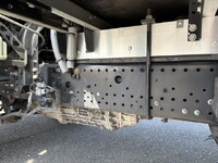 いすゞフォワード冷凍車（冷蔵車）中型（4t）[写真24]