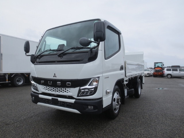 三菱ふそうキャンター平ボディ小型（2t・3t）[写真03]