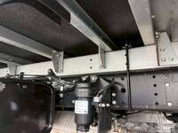 三菱ふそうキャンターアルミバン小型（2t・3t）[写真17]