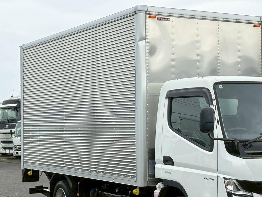 三菱ふそうキャンターアルミバン小型（2t・3t）[写真05]