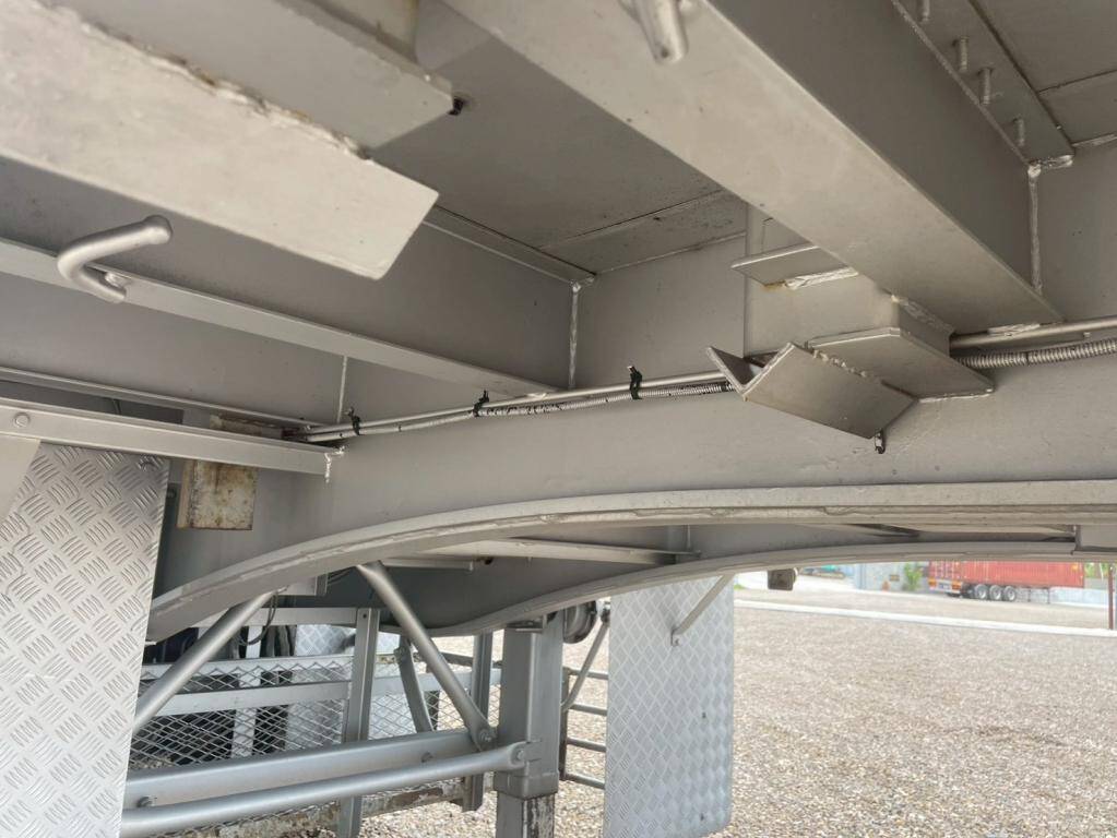 その他のメーカーその他の車種平床式トレーラー大型（10t）[写真18]