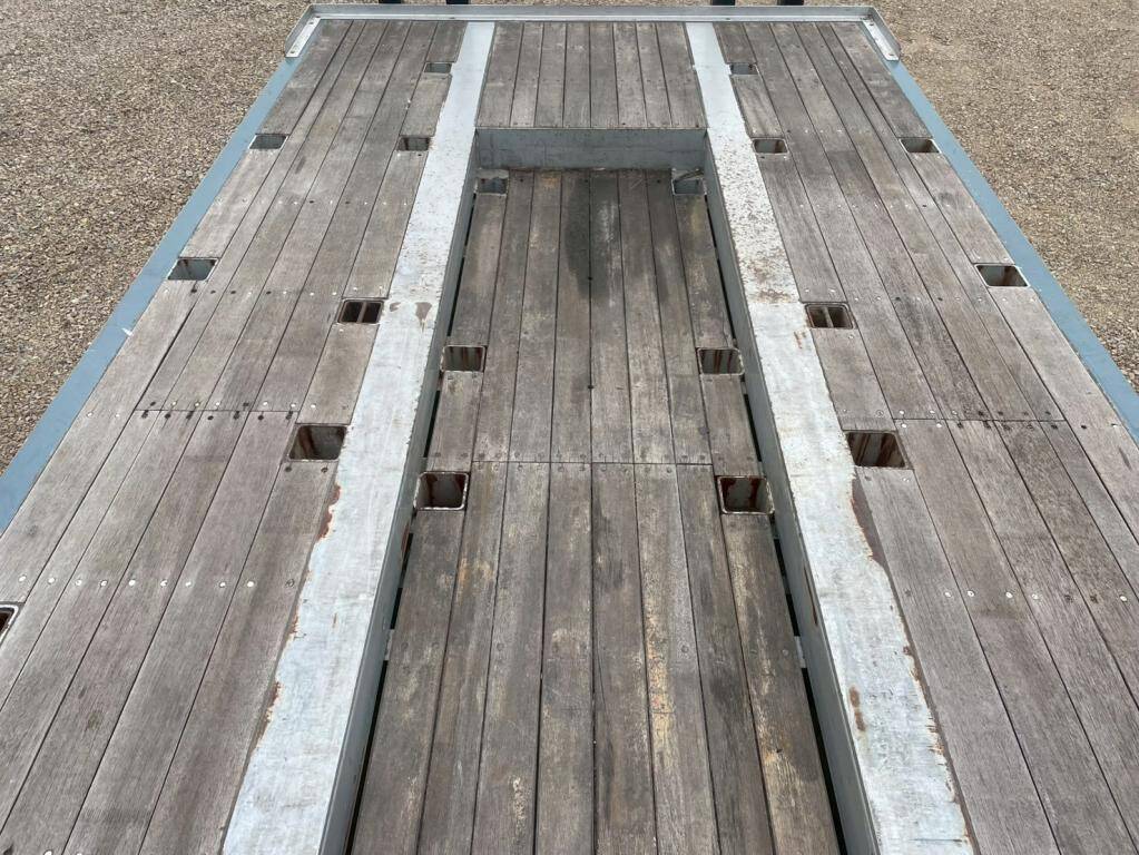 その他のメーカーその他の車種平床式トレーラー大型（10t）[写真07]