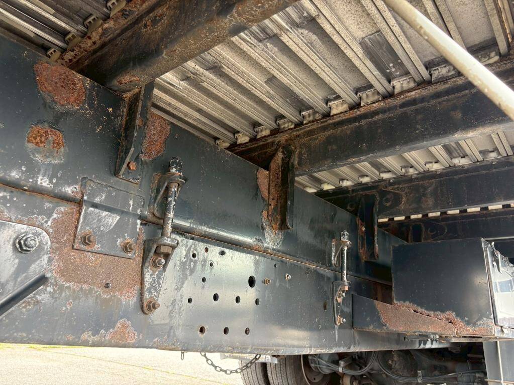 三菱ふそうスーパーグレートチップ運搬車大型（10t）[写真13]