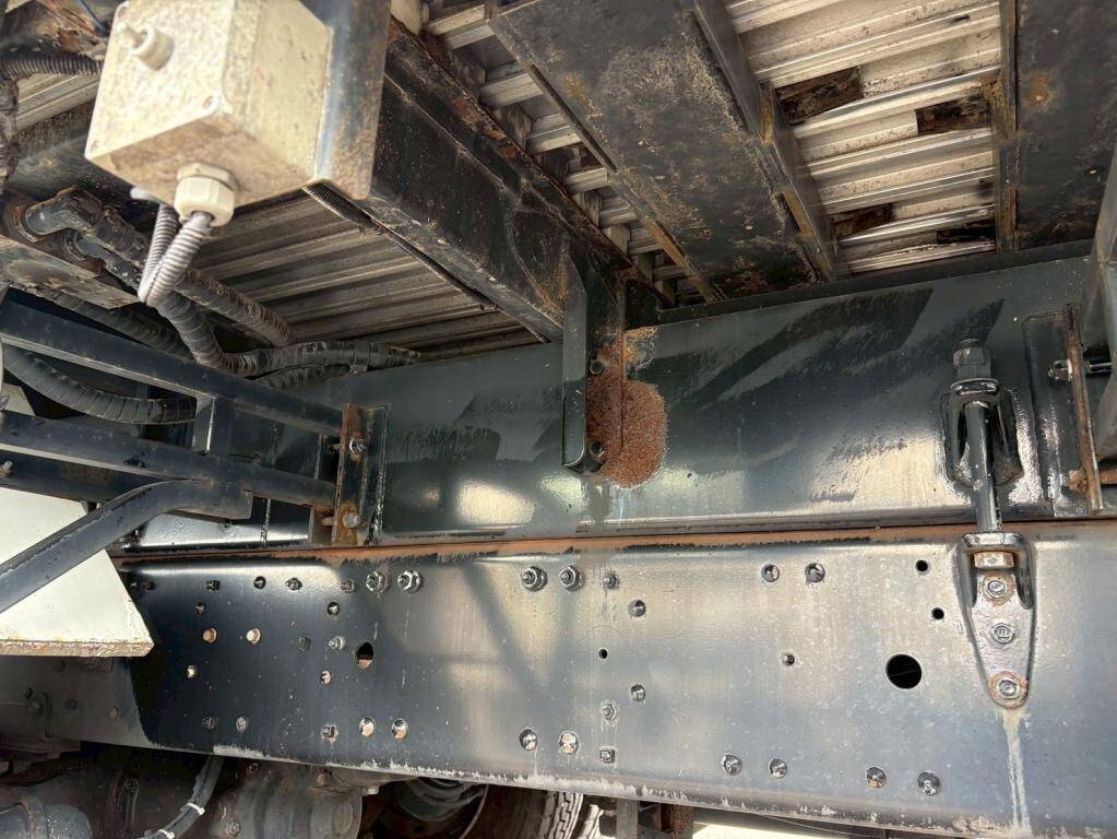 三菱ふそうスーパーグレートチップ運搬車大型（10t）[写真14]