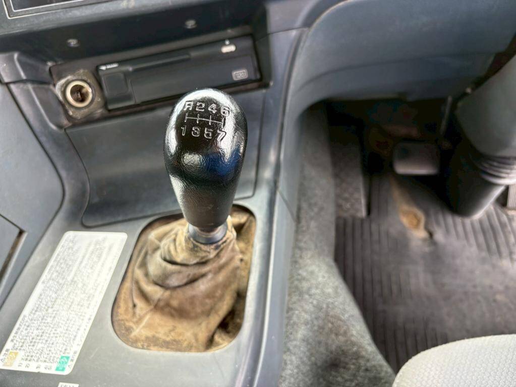 三菱ふそうスーパーグレートチップ運搬車大型（10t）[写真20]