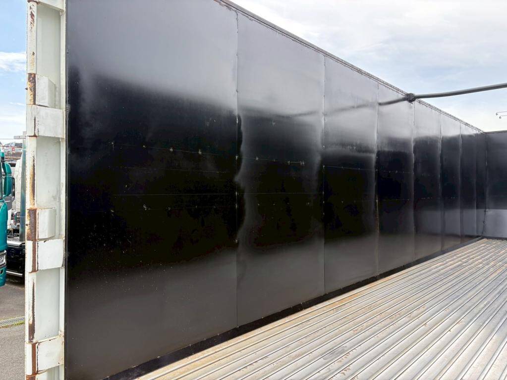 三菱ふそうスーパーグレートチップ運搬車大型（10t）[写真09]