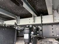 三菱ふそうキャンターアルミバン小型（2t・3t）[写真16]