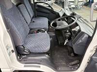 いすゞエルフアルミバン小型（2t・3t）[写真20]