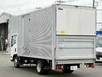 いすゞエルフアルミバン小型（2t・3t）[写真04]