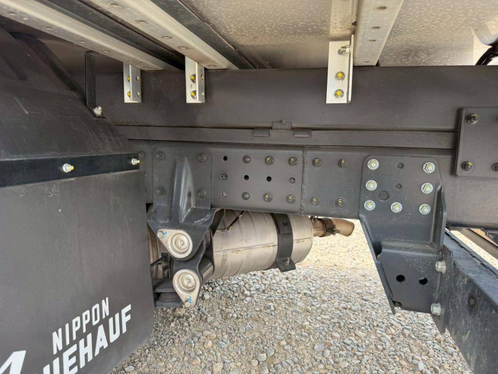 三菱ふそうキャンター冷凍車（冷蔵車）小型（2t・3t）[写真13]