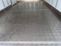 三菱ふそうキャンター冷凍車（冷蔵車）小型（2t・3t）[写真09]