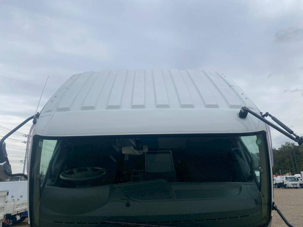 三菱ふそうファイターセーフティクレーン4段増トン（6t・8t）[写真19]