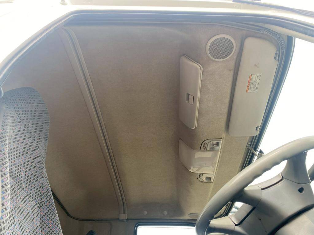 三菱ふそうファイターセーフティクレーン4段増トン（6t・8t）[写真23]