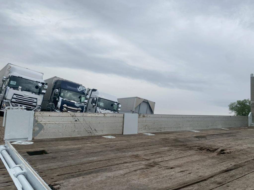 三菱ふそうファイターセーフティクレーン4段増トン（6t・8t）[写真09]