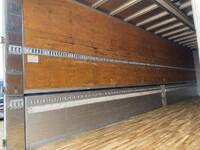 いすゞギガアルミウイング大型（10t）[写真10]