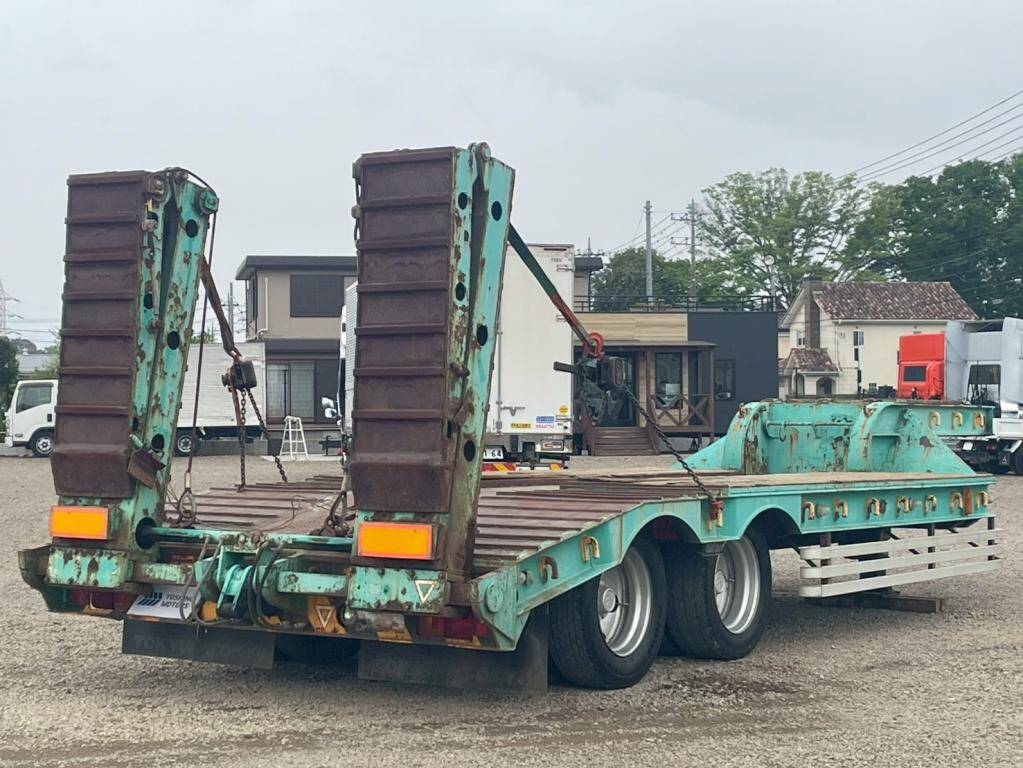 中古その他の車種重機運搬トレーラー