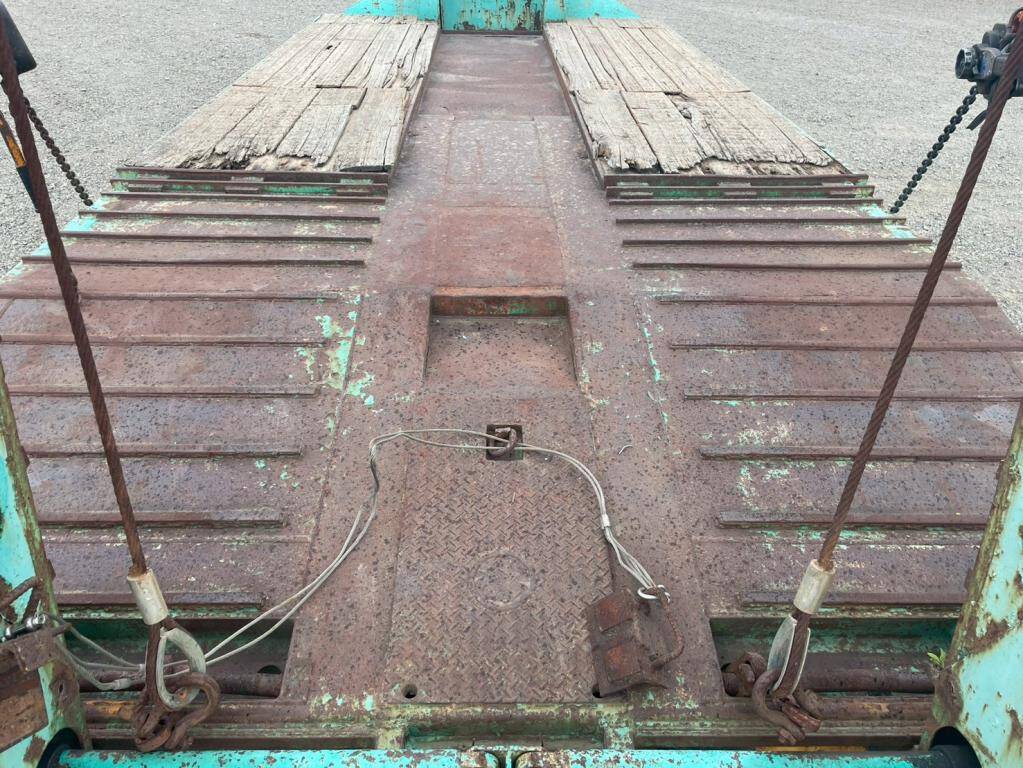 その他のメーカーその他の車種重機運搬トレーラー大型（10t）[写真11]