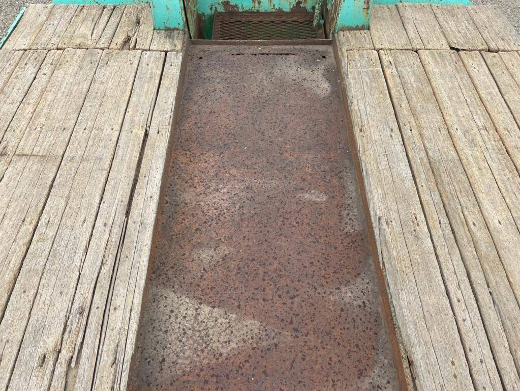 その他のメーカーその他の車種重機運搬トレーラー大型（10t）[写真09]