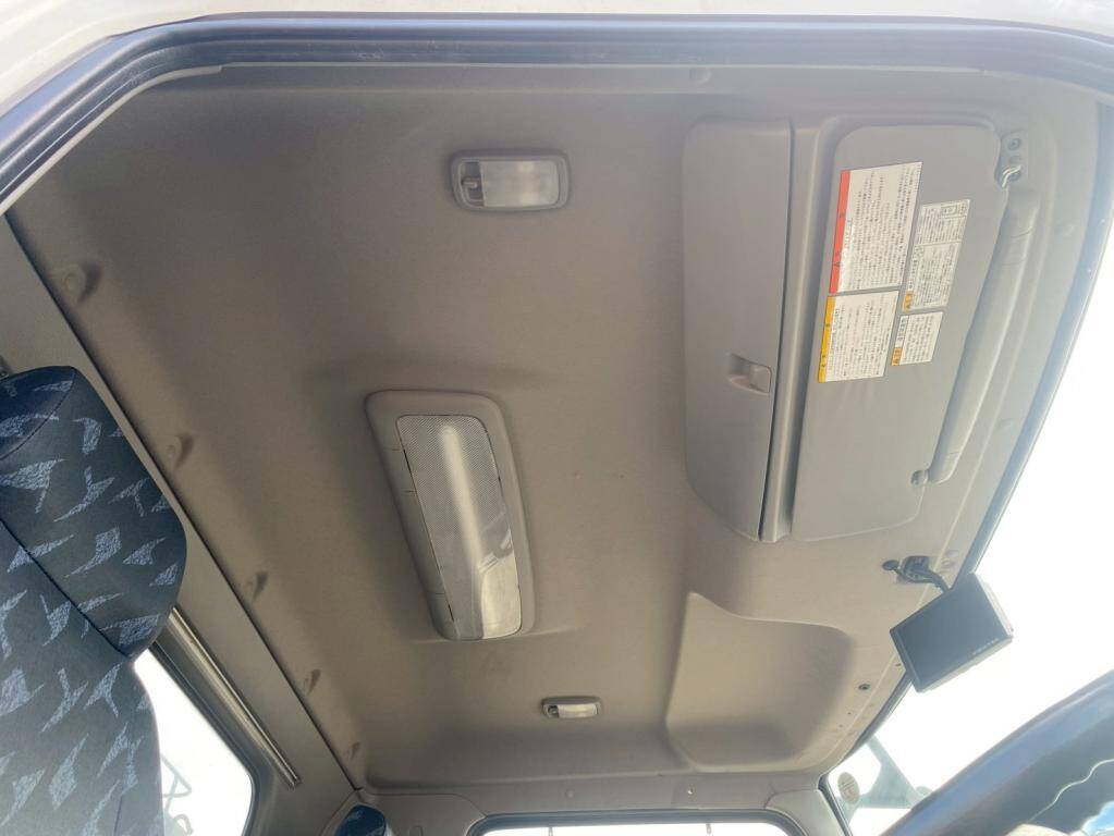 日野レンジャーコンテナ専用車中型（4t）[写真23]