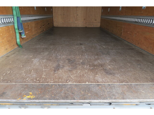 トヨタダイナアルミバン小型（2t・3t）[写真11]