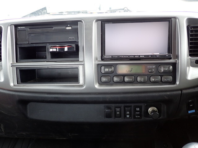 日野レンジャークレーン4段増トン（6t・8t）[写真36]