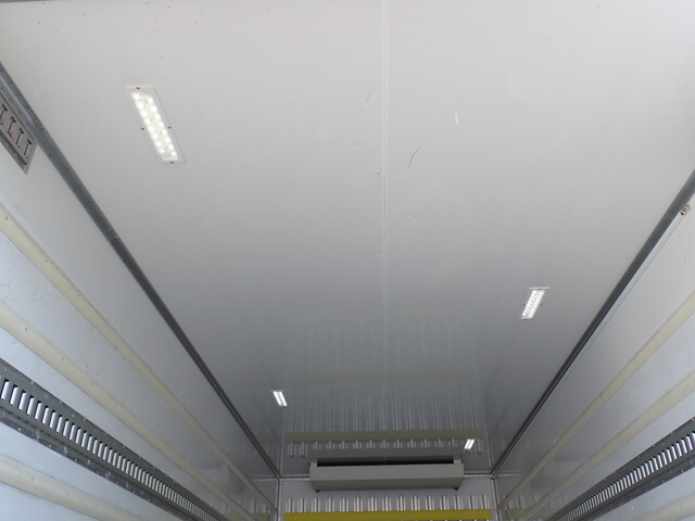 三菱ふそうファイター冷凍車（冷蔵車）中型（4t）[写真25]