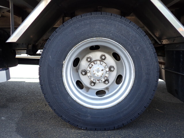 三菱ふそうファイター冷凍車（冷蔵車）中型（4t）[写真29]