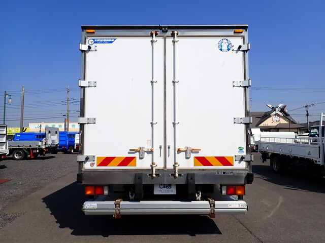 三菱ふそうファイター冷凍車（冷蔵車）中型（4t）[写真06]