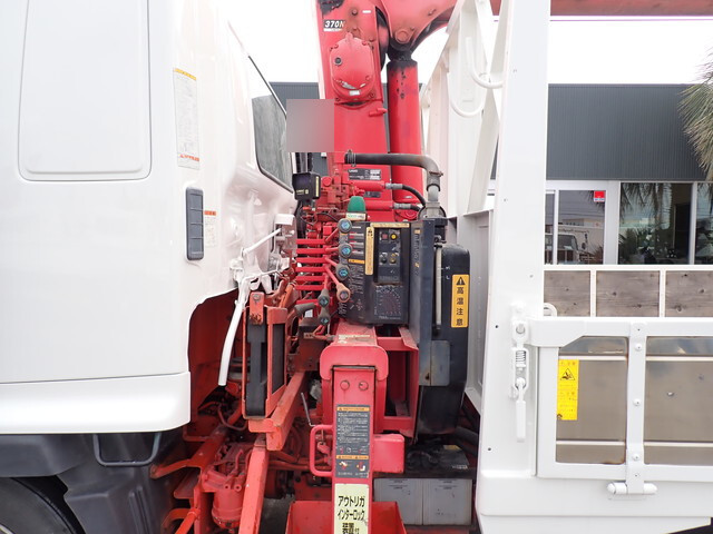 日野レンジャークレーン4段増トン（6t・8t）[写真08]