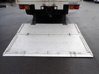 三菱ふそうファイターアルミバン中型（4t）[写真12]