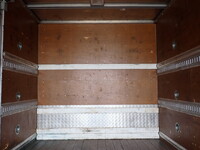 三菱ふそうファイターアルミバン中型（4t）[写真20]